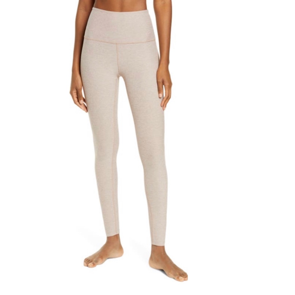 Beyond Yoga High-Waist Leggings in Light Beige